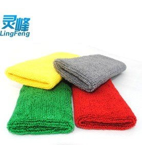 供应优质毛巾护膝护腕等健身用品——江都市灵峰健身用品厂